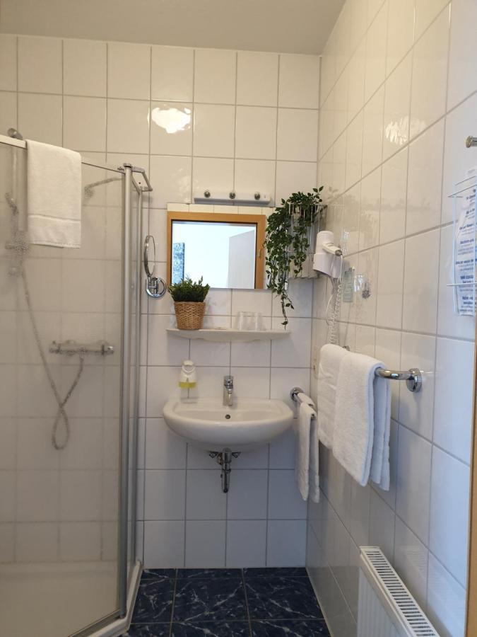 קרוליננזיל Hotel Blischke מראה חיצוני תמונה