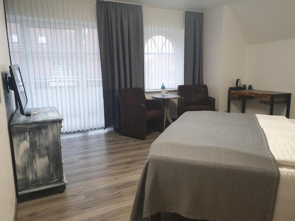 קרוליננזיל Hotel Blischke מראה חיצוני תמונה